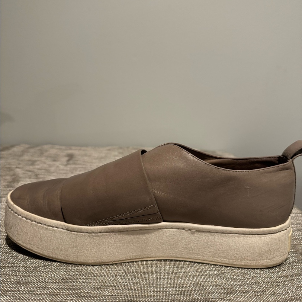 Vince Wallace Woodsmoke Slip On Loafers Flats - Picture 8 of 9